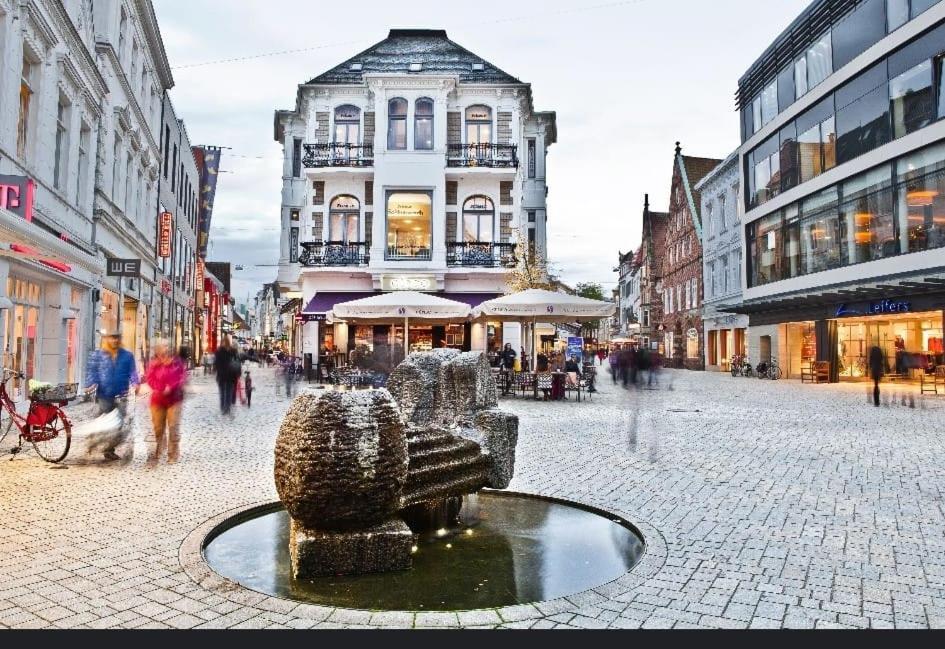 Hafenperle Ferienwohnung Am Alten Stadthafen In Oldenburg - Zentrale City Lage Luaran gambar